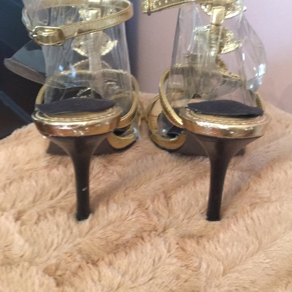 Gold strapped dress Sandals - Picture 6 of 8